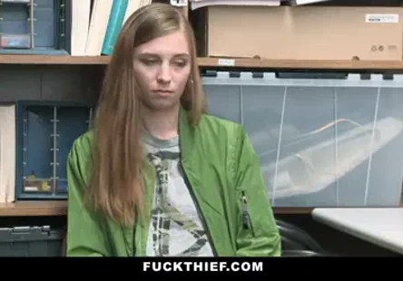 Je vais mettre mon p-a-w-g dans ton w-e-b-c-a-m ce soir, bébé.