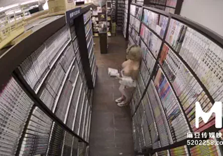 Skinny dippin with my babe, katsuni got her body waxed