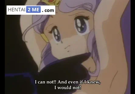 Une brune se fait percer à lextérieur.