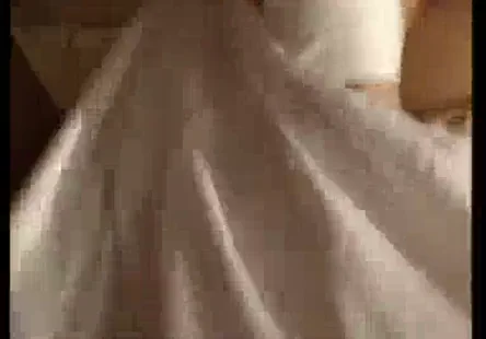 Une belle fille sest retrouvée le visage plein de bite après avoir aimé se faire baiser.