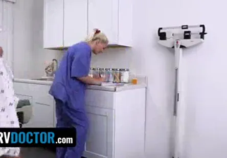 Brazzers - rachel starr montre son putain de corps chaud.