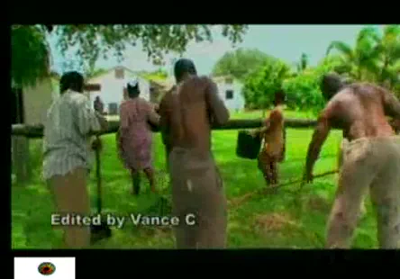 Un jeune français se fait enculer dans la rue par un flic sexy et se fait baiser dans son petit trou du cul.