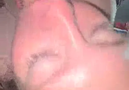 Kendra lust, jada stevens et aj applegate sexhibent dans un plan à trois lesbien.