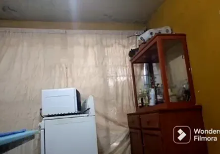 Les filles sexpertes savent comment senvoyer en lair comme des pros, bébé