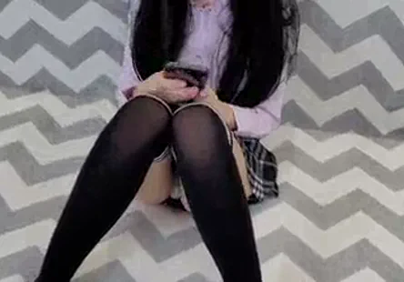 Une fille de tinder se fait crêper le chignon pendant quil filme.