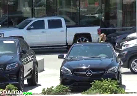 Qui est la pute qui menvoie des textos