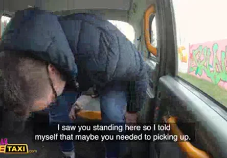 Blake rose se fait enculer par une énorme bite jusquà ce quelle en crève