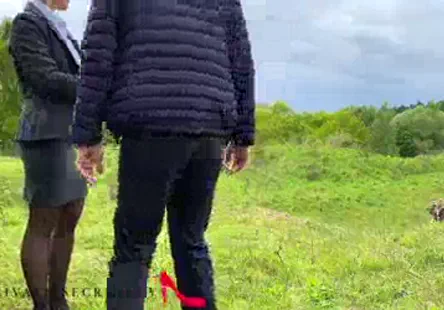 Mimi est un joli prénom, mais je préfère tappeler dirty rio solo.